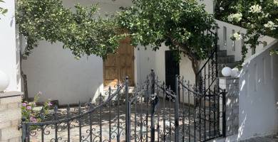 Second-Chance Τίτλος :Πωλείται παραθαλάσσια κατοικία – διαμέρισμα Α’ Ορόφου επιφάνειας 75,00 τ.μ στην περιοχή Ψαρή Φοράδα Νότια του Ηρακλείου Κρήτης