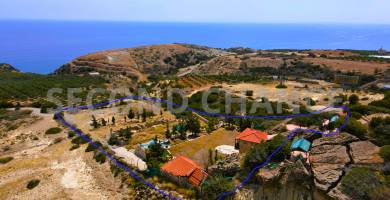 Second-Chance Πωλείται συγκρότημα 2 κατοικιών με δυνατότητα ανέγερση επιπλέον κατοικιών σε οικόπεδο επιφάνειας 5.000,00 τ.μ στην περιοχή Τσούτσουρα – Δήμου Καστελιανών - Ν. Ηρακλείου