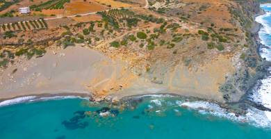 Second-Chance Πωλήθηκε παραθαλάσσιο οικόπεδο συνολικής έκτασης ~42702,51 τ.μ στην περιοχή Κρασσά – Περιοχή Τσούτσουρα – Ν. Ηρακλείου . Χώρα Ελλάδα. Μοναδικό ακίνητο λόγω ότι βρίσκεται ακριβώς δίπλα στην Θάλασσα.