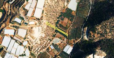 Second-Chance Πωλείται χωράφι εκτάσεως περίπου 1.700 τμ. στη περιοχή Φαφλάγκος Νότια του Ηρακλείου Κρήτης . Χώρα Ελλάδα . Τιμή πώλησης 20.000 ευρώ.