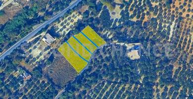 Second-Chance Πωλείται οικόπεδο συνολικής επιφάνειας 2368,98 τ.μ το οποίο χωρίζεται σε τέσσερα μικρότερα τα οποία πωλούνται και ξεχωριστά στην περιοχή Κάτω Αρχάνες – Δ. Αρχανών Αστερουσίων – Ν. Ηρακλείου Κρήτης – Χώρα Ελλάδα. Τιμή πώλησης για ολόκληρο το ακίνητο 180.000 ευρώ ή 50.000 ευρώ κάθε ένα μικρότερο. Διαπραγματεύσιμη.